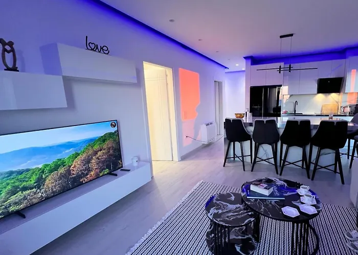 Oli Golden * Sarandë