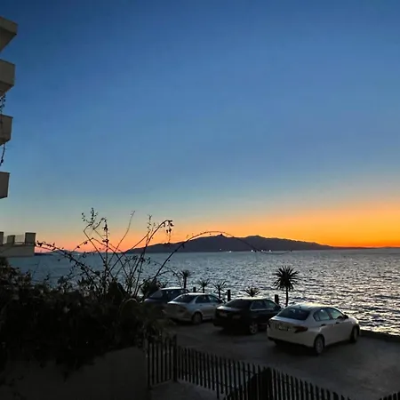 Oli Golden Saranda