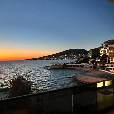 Oli Golden Lejlighed