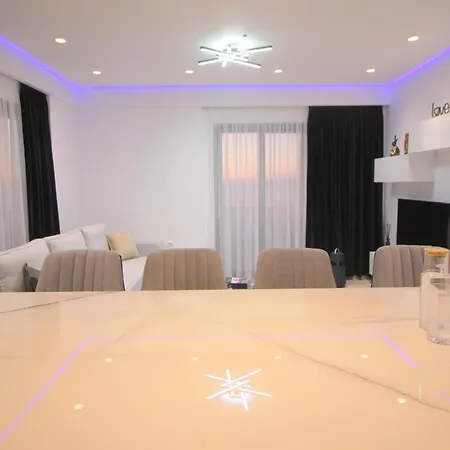 Lejlighed Oli Golden *