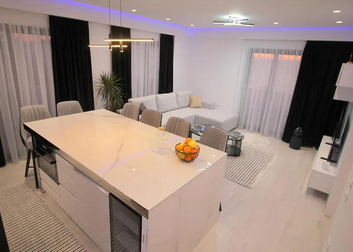 Oli Golden Apartment *